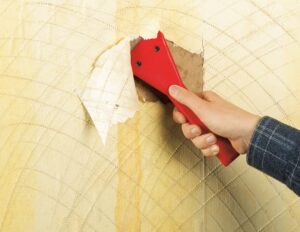 Geheimnisse der Tapetenentfernung: Tapeten schnell und effektiv von Wänden entfernen