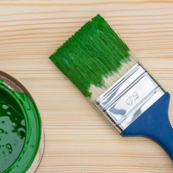 Die Bedeutung der richtigen Pinselpflege: Reinigung und Lagerung von Malerpinseln