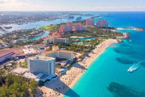 Die Bahamas als Steueroase: Eine Analyse der Steuergesetze und ihrer Auswirkungen auf die lokale und globale Wirtschaft